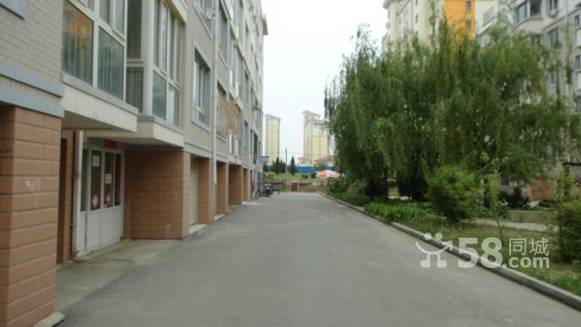車庫出租旅順新加坡花園-圖(2)