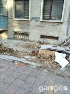錦繡30平米半地下倉庫出售-圖(3)