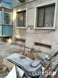 錦繡30平米半地下倉庫出售-圖(4)