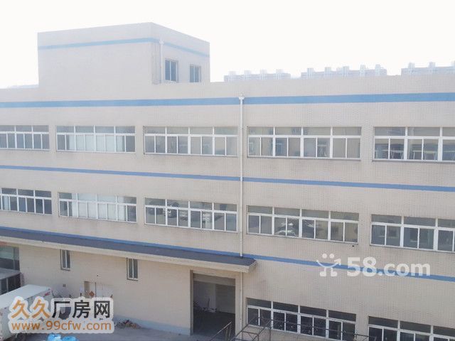大連開發區振鵬工業園2200平倉庫出租 帶3噸貨梯-圖(1)