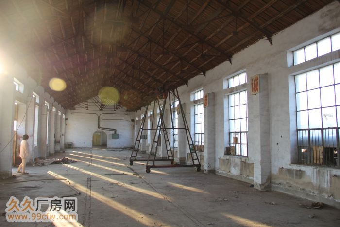 旅順北路附近1300平廠房出租,轉混結構-圖（2）