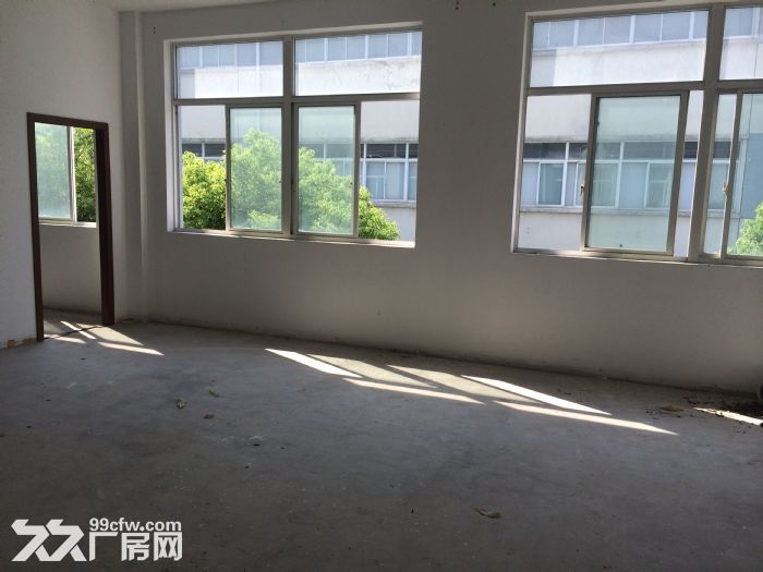 【7图】独墅湖小面积厂房楼上有货梯仓储办公