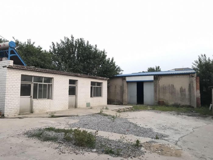 唐山高新区土地 唐山高新区土地出租 面积:占地2亩,1间库房400平,平房