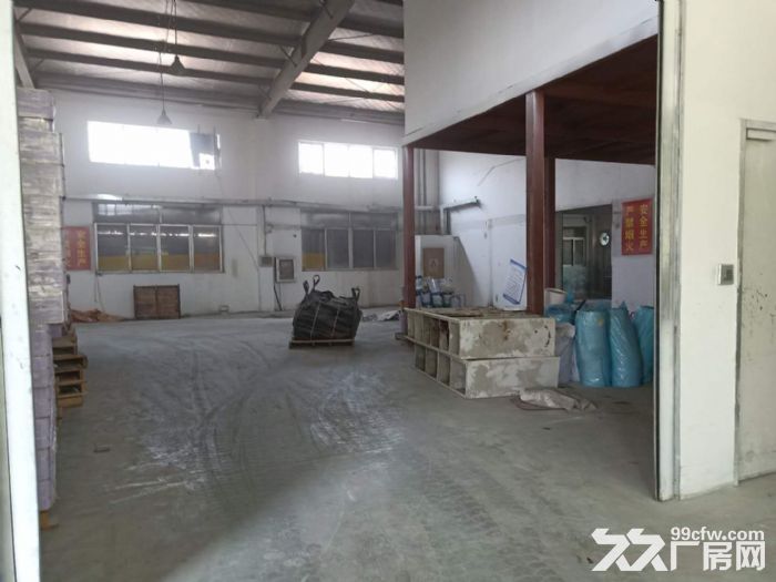 陆杨镇独门独院火车头式600平米厂房出租无公摊68产证齐全-苏州昆山