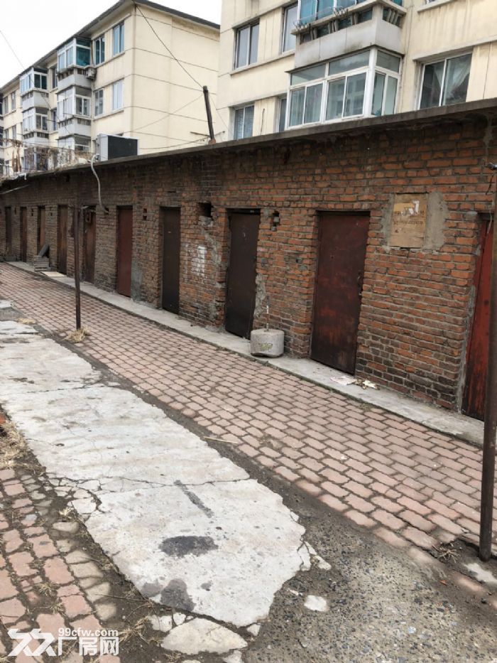 西安路新長興市場西門對面14平小倉庫(上下兩層、無水電)-圖(2)