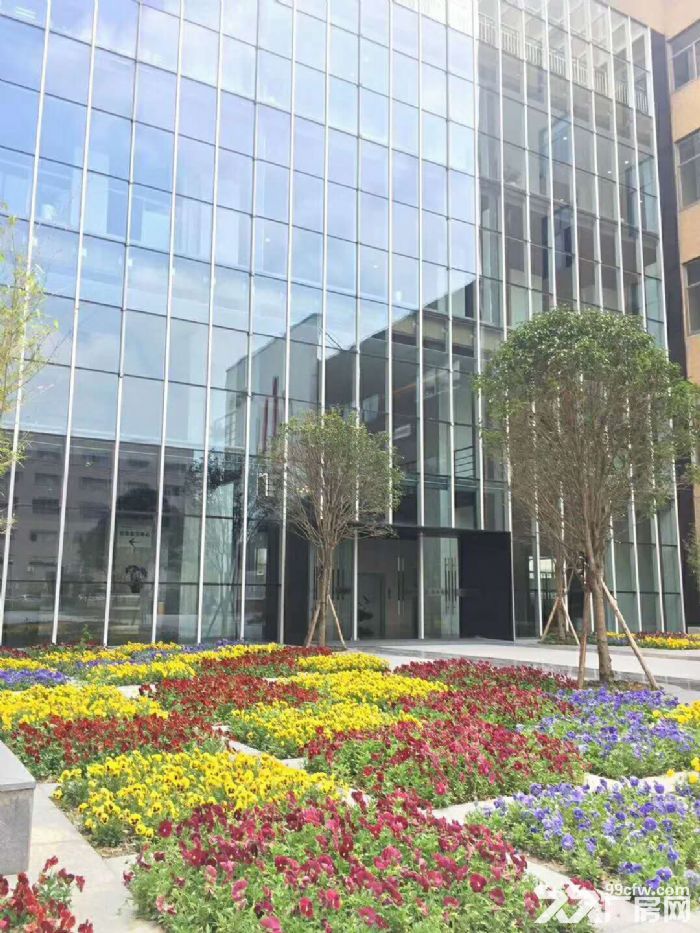 出租张江集电港100平精装带家具可注册拎包办