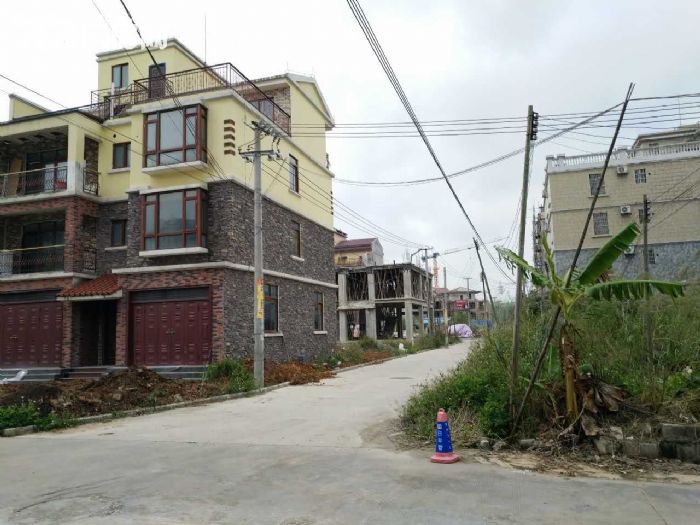 钦州五桥旁清水湾,富豪别墅区地皮,156平,v地皮别墅齐齐哈尔图片