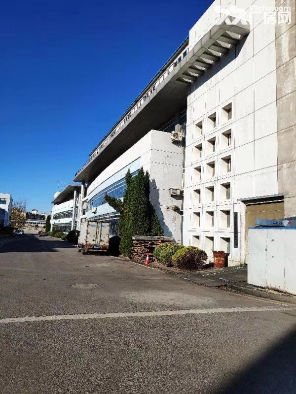 大連市開發區雙D港遼河東路18號廠房出售,有產權 有土地證-圖(3)