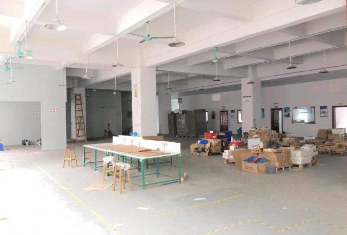 七村工业区楼上带装修800方仓库厂房出租