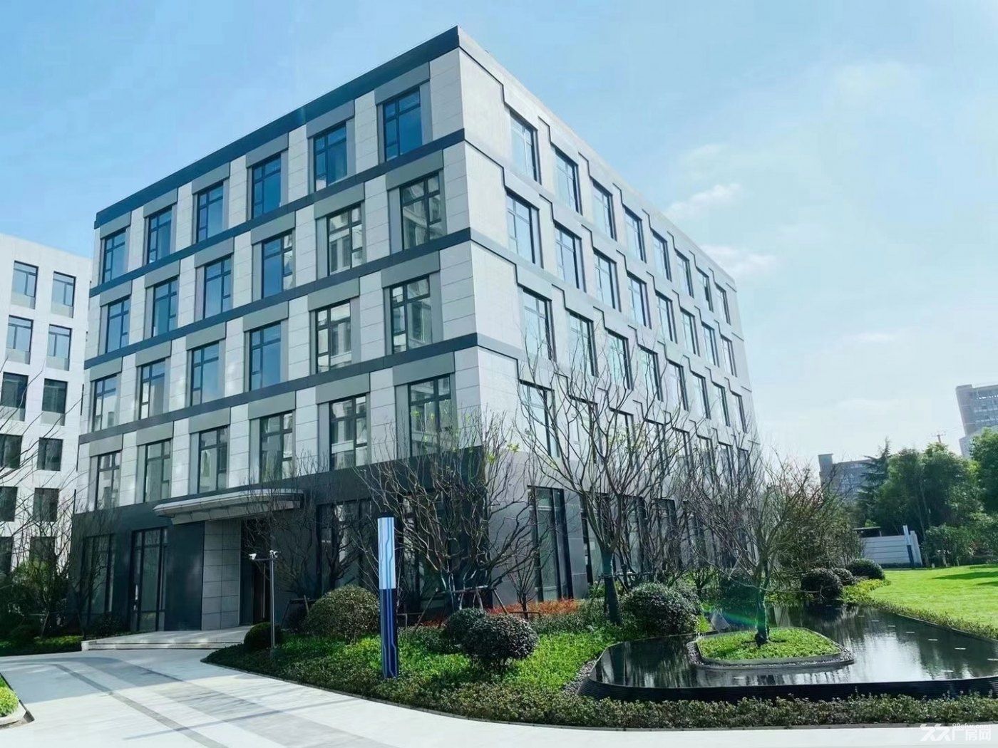 1300-2000平3-3.5層花園式獨(dú)棟廠房出售,品牌園區(qū),環(huán)境優(yōu)越-圖(1)