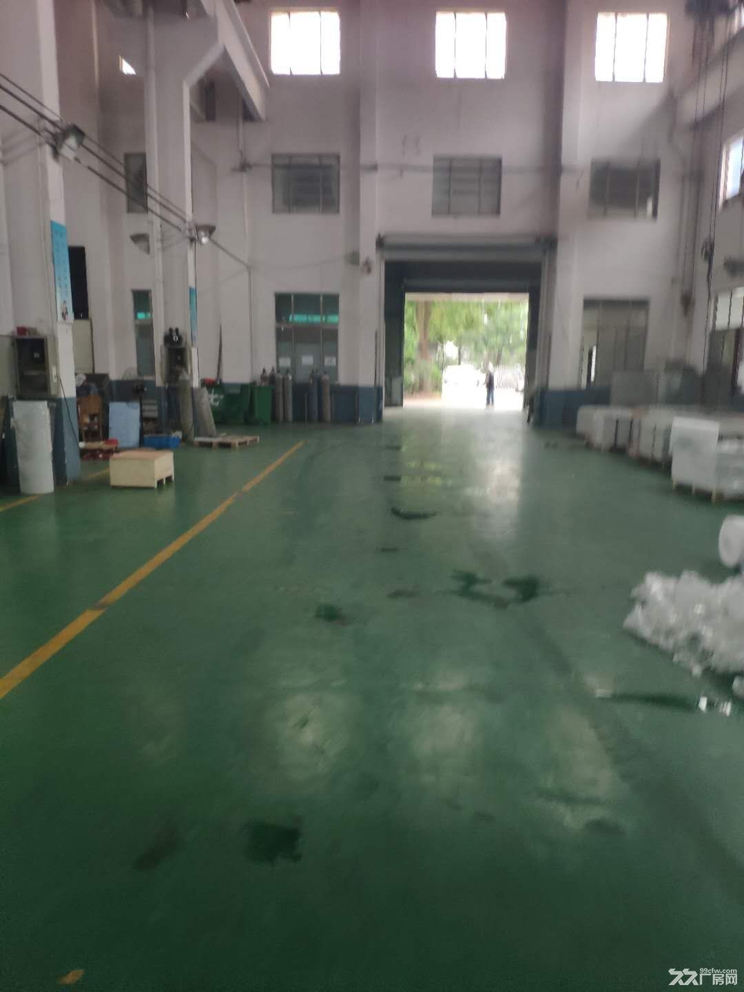 秦灶江通路邊上,660平機(jī)械廠房、配10T行車、17半掛進(jìn)出方便-圖(2)