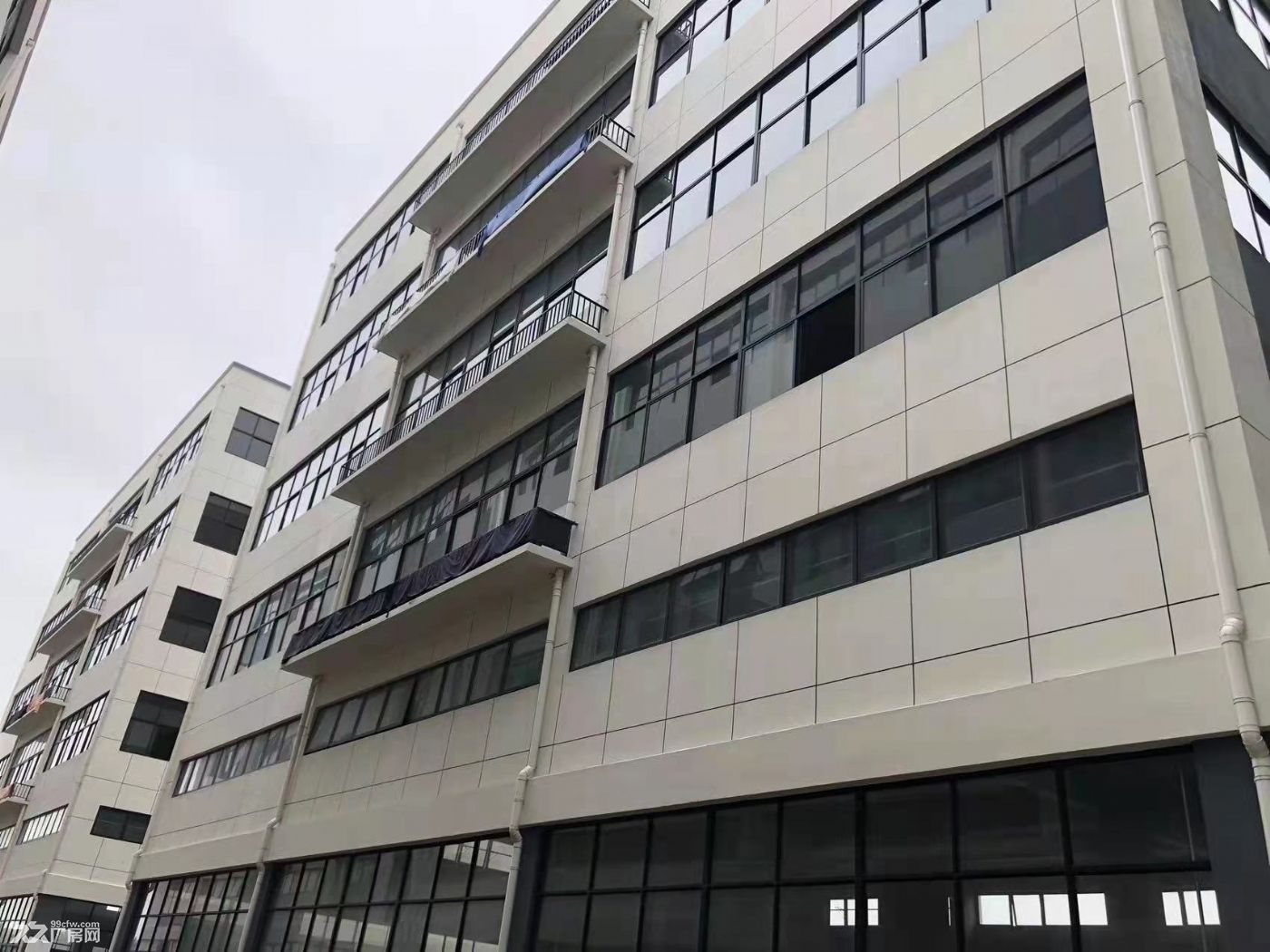 機場附近50年產權廠房出售，可分割辦理產證-圖（4）