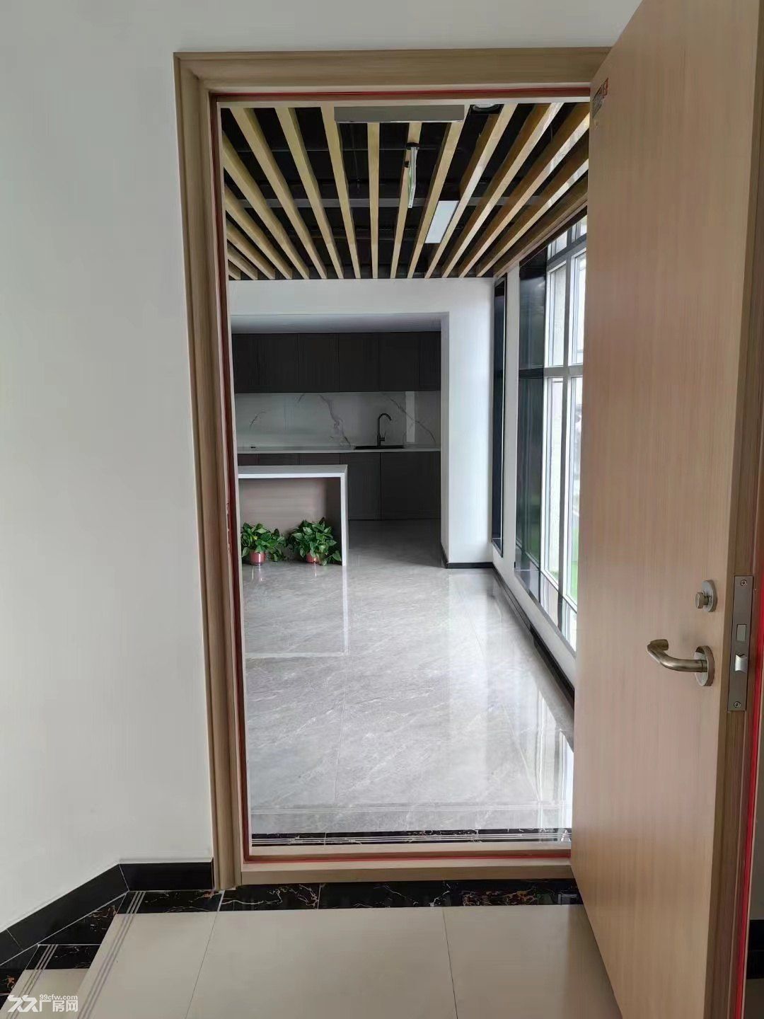 首付40萬(wàn)起,廠房出售,600-8000平獨(dú)棟,產(chǎn)權(quán)獨(dú)立,按需定制。-圖(4)