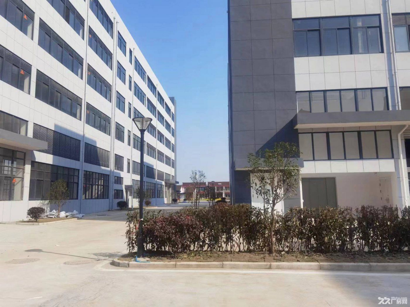 十年租金一套廠房 送院子 臨近高速 首付3成-圖(6)