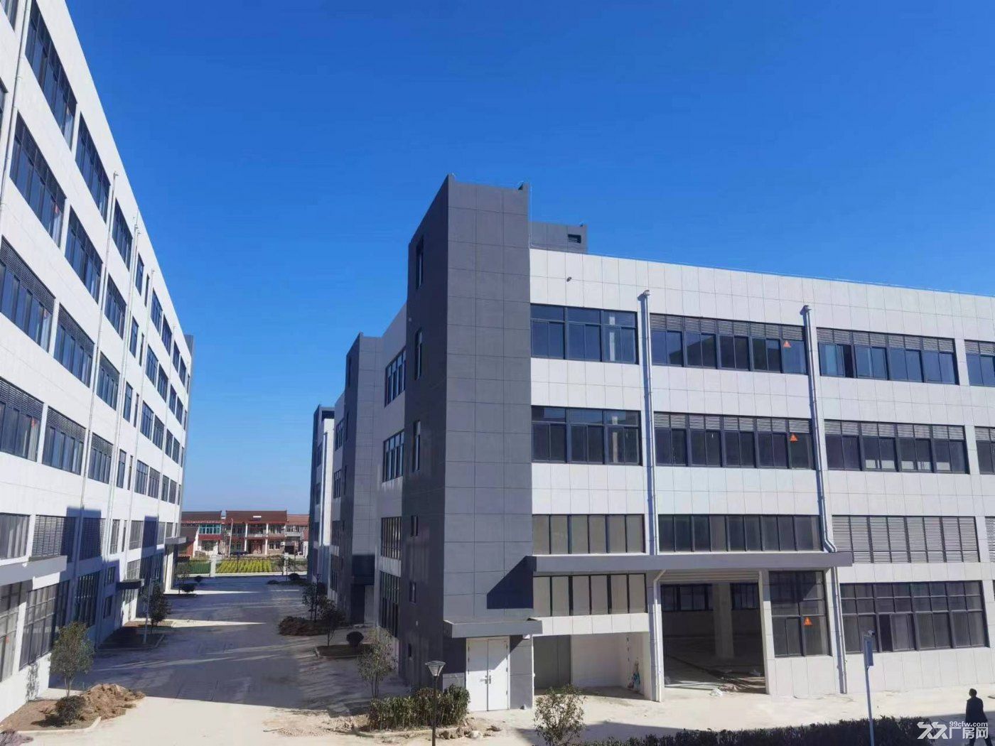 開發商一手廠房 臨近高速 首付3成 按揭10年-圖(3)