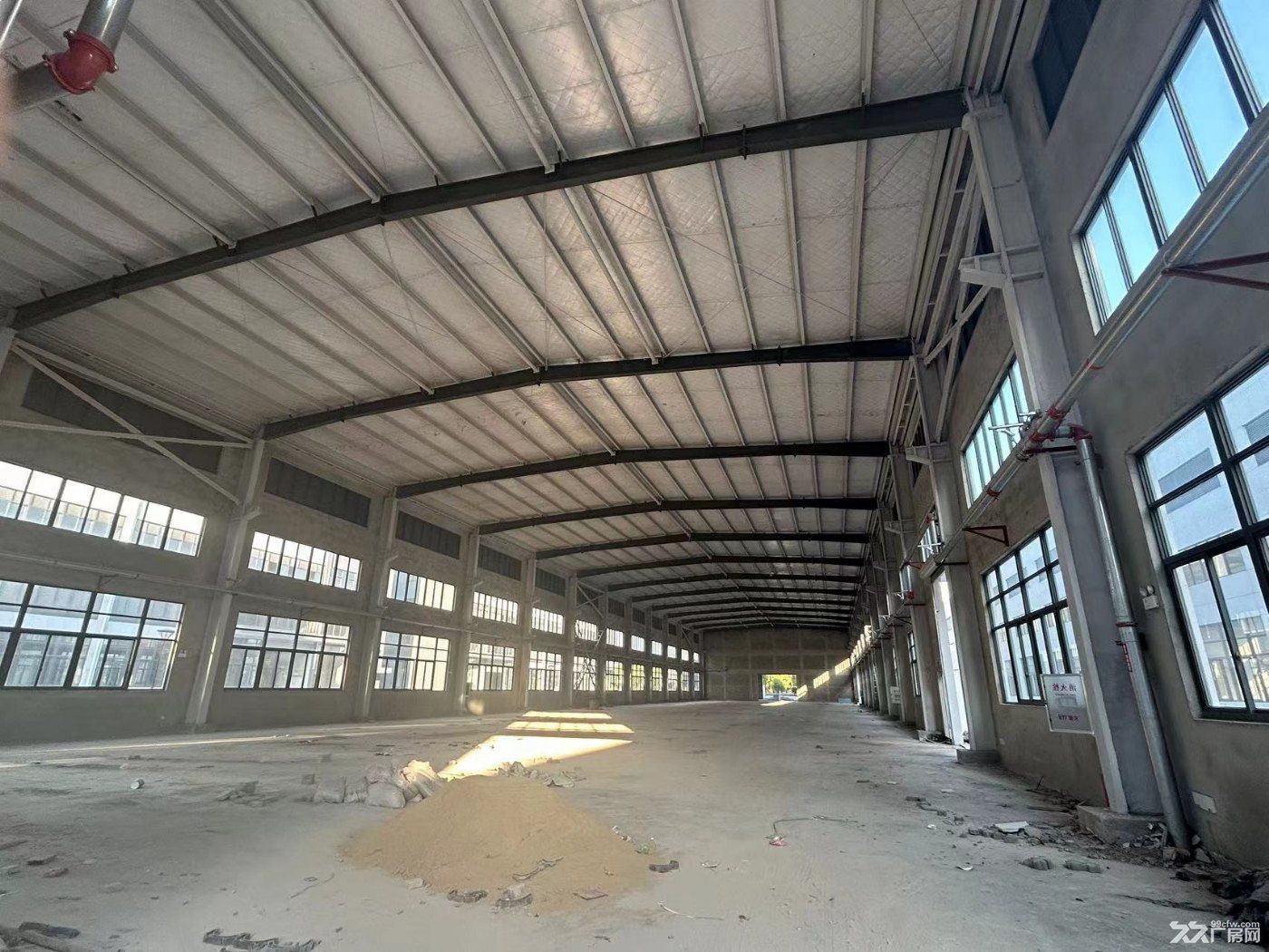 出售單層 獨門獨院廠房  只剩4棟 價格便宜 雙證齊全-圖（4）