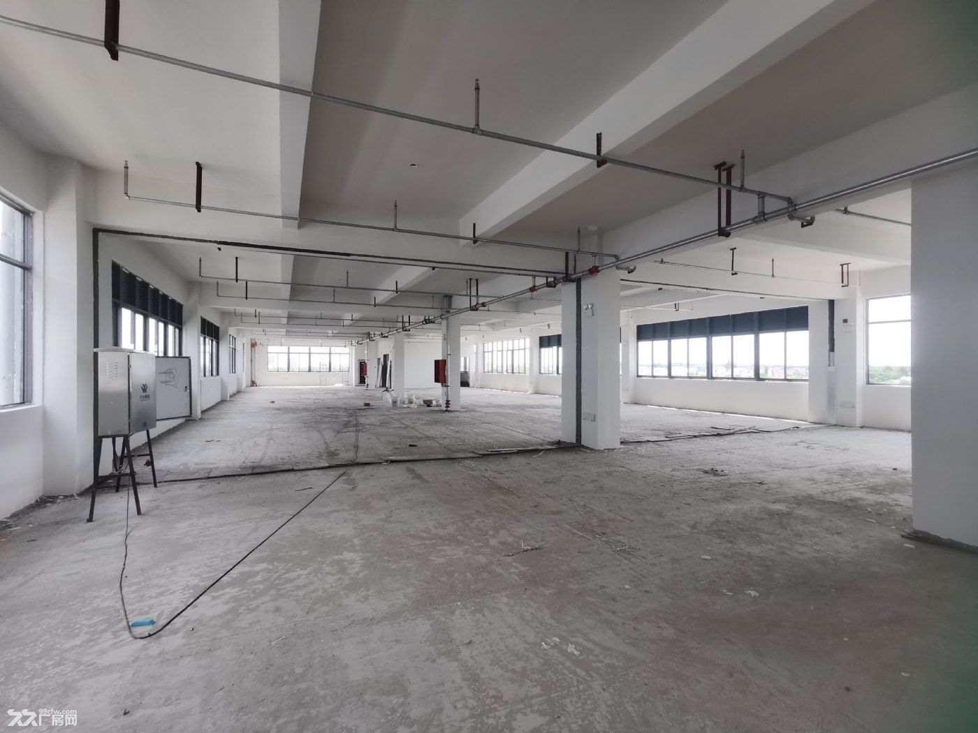 出售獨門獨院廠房 送院子 可按揭 丙一類消防 50年產權-圖(2)