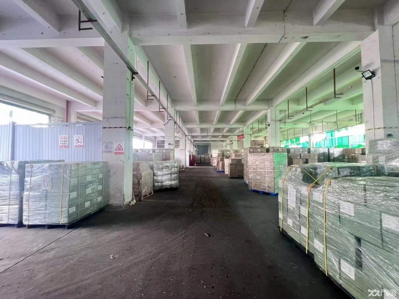 龍華大浪一樓2400m2廠房出租 330m2起分租-圖(1)