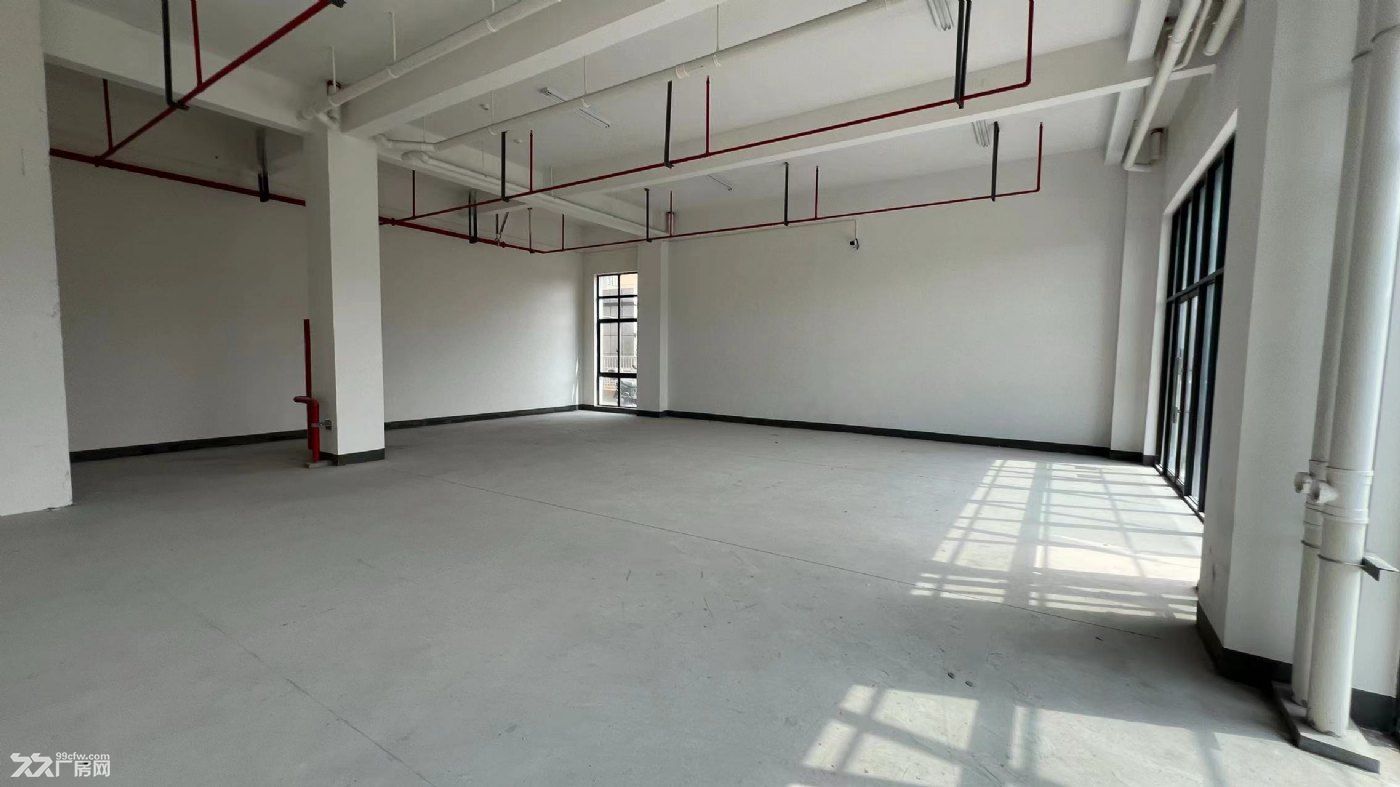 蘇通大橋高速口單層鋼結(jié)構(gòu)12米廠房出售招商-圖（2）