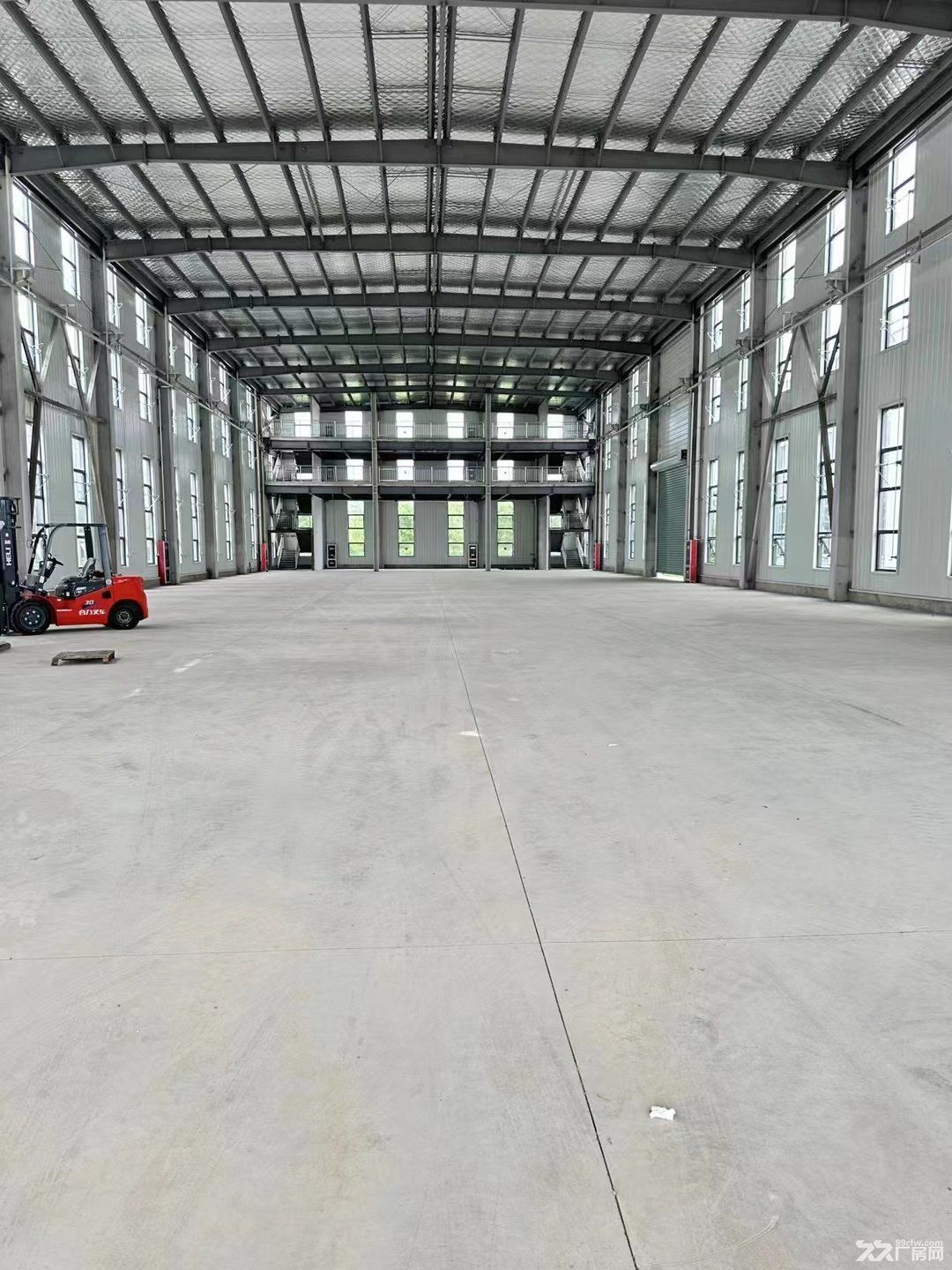 蘇通大橋高速口單層鋼結(jié)構(gòu)12米廠房出售招商-圖（4）