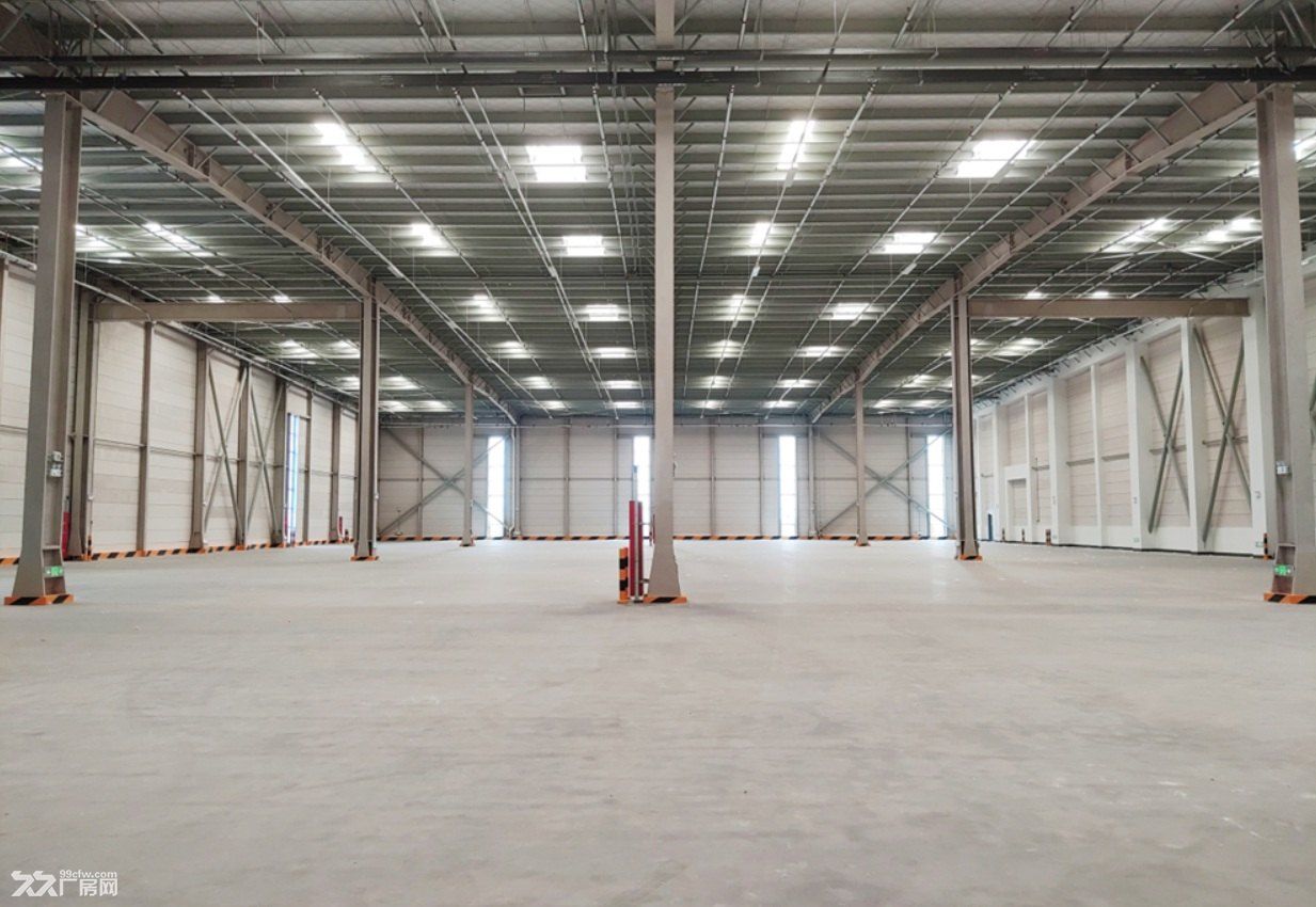 燕郊星誼銀河二號(hào)供應(yīng)鏈基地高臺(tái)庫出租,凈高11米,0.4元/平米/天,含票含物業(yè)-圖(1)