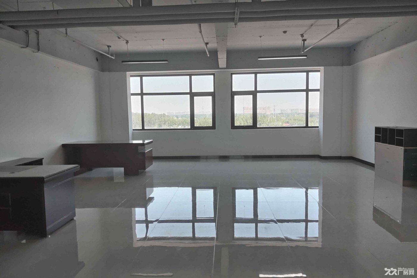燕郊伊蒂雅數(shù)字科技產(chǎn)業(yè)園寫(xiě)字樓出租,1.3全含,中央空調(diào),寫(xiě)字樓出租-圖(5)