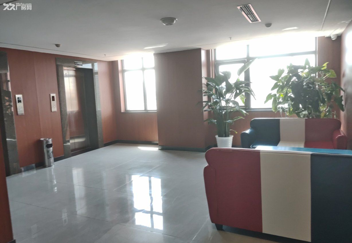 燕郊伊蒂雅數(shù)字科技產(chǎn)業(yè)園寫(xiě)字樓出租,1.3全含,中央空調(diào),寫(xiě)字樓出租-圖(1)