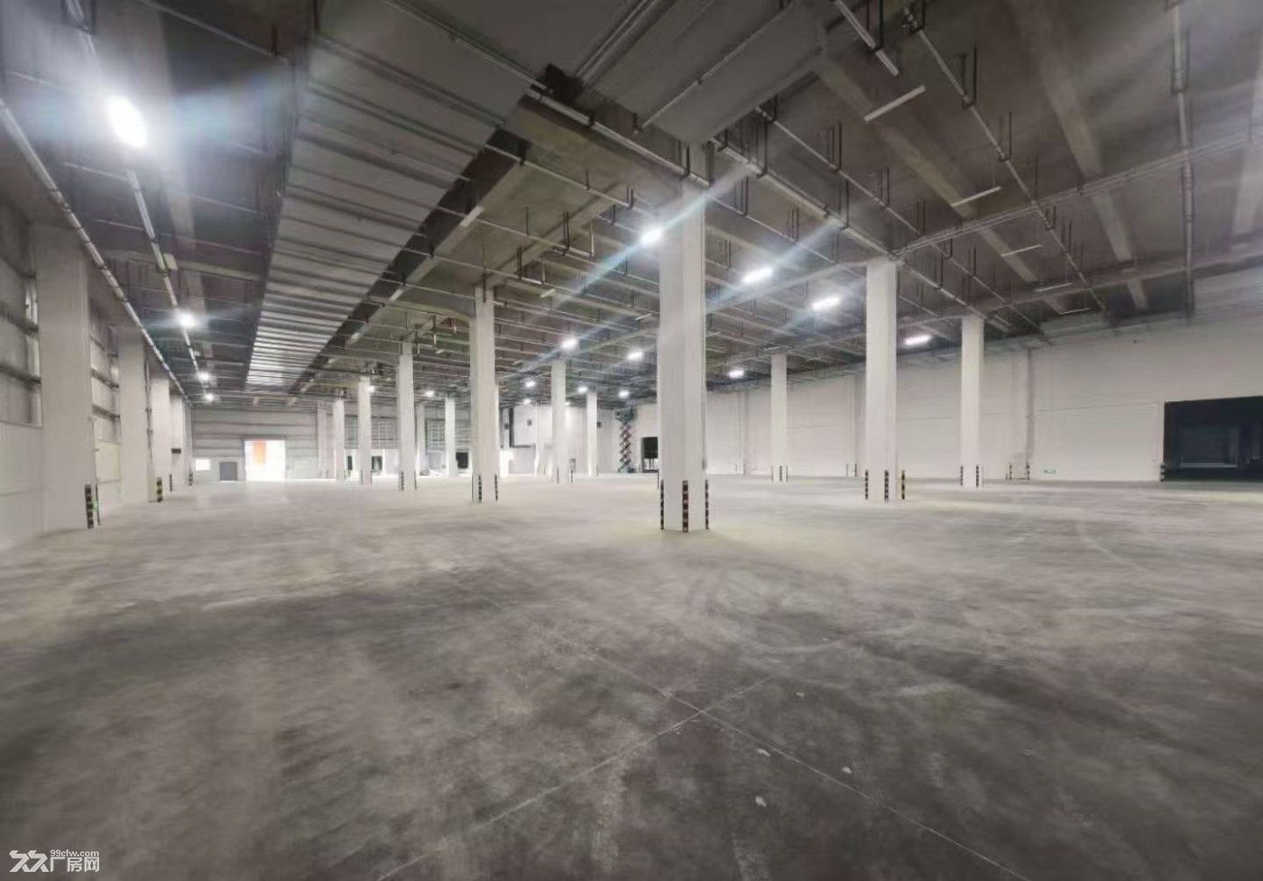 南通如皋5000平高平臺(tái)倉庫適合物流冷鏈電商配送-圖（2）