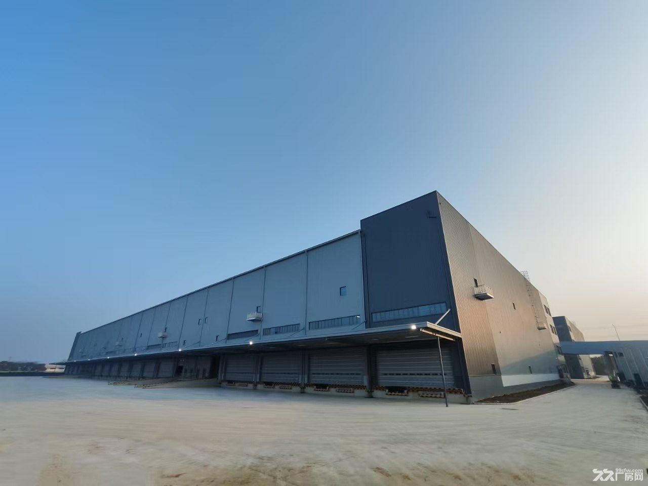 如皋附近快遞物流電商倉儲倉庫出租3000平4000平9000平帶噴淋-圖(1)