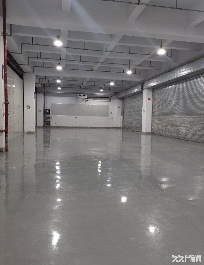 海門高平臺(tái)倉(cāng)庫(kù)出租丙二類消防2000平到1.3萬(wàn)平雙邊卸貨-圖(2)