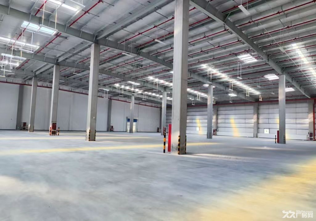 10萬平多層坡道庫倉庫出租可分-圖(3)