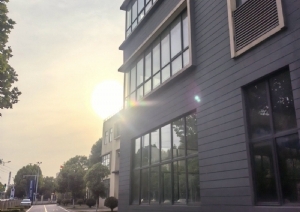 高端 獨立 功能 環境 低密----花園別墅級富邦產業園