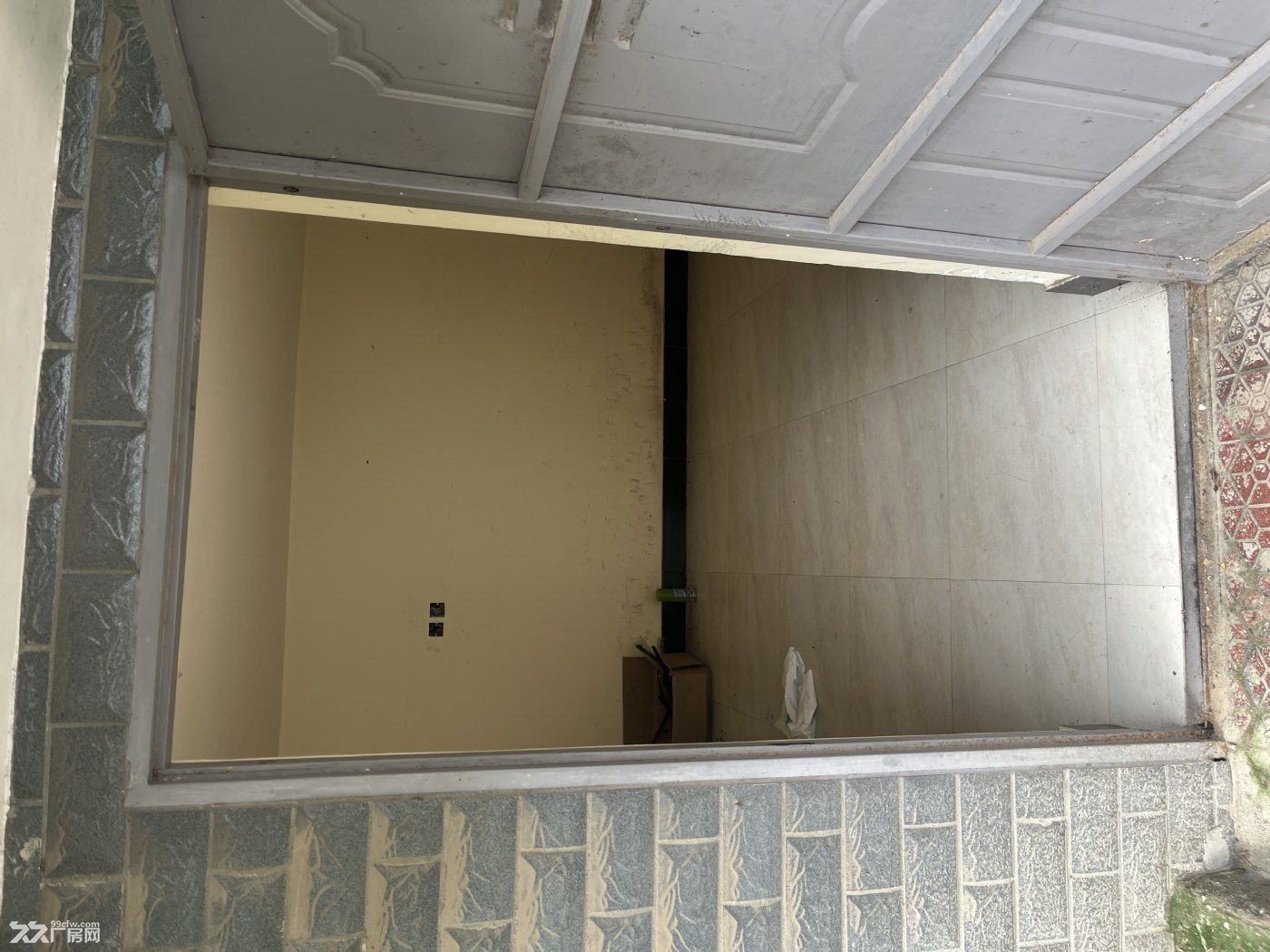 出租大車(chē)庫(kù)當(dāng)倉(cāng)房 周邊交通便捷-圖(2)