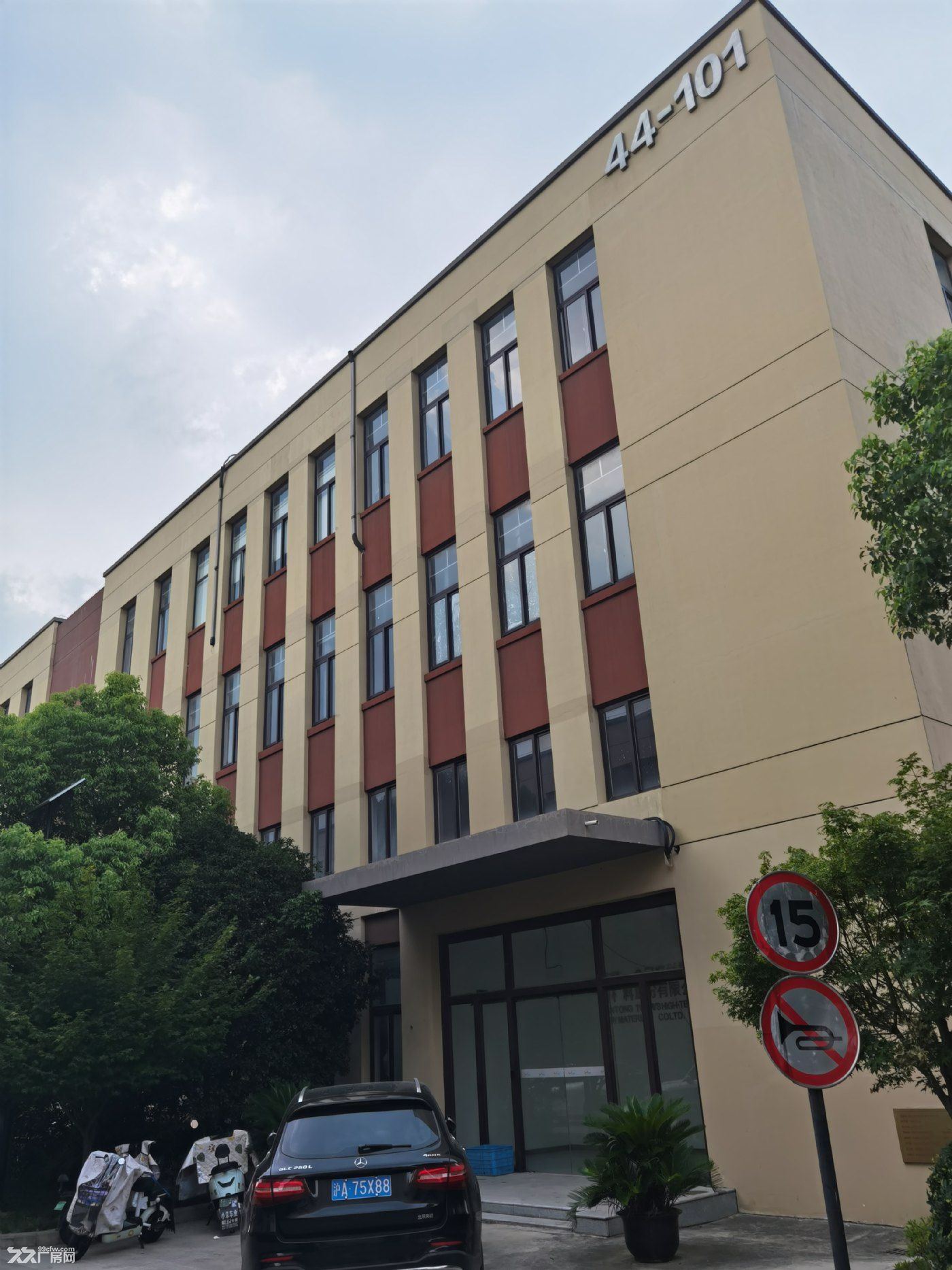 蘇通大橋附近聯(lián)東U谷-圖(1)