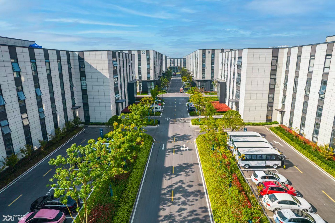 青年路絕版小面積廠房 三層1500平,單層550平,一口價-圖(4)